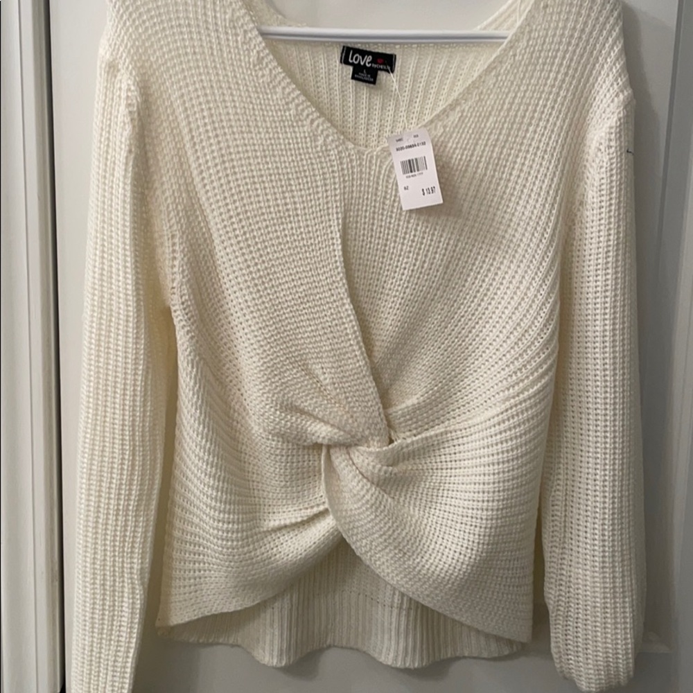 Sweater - Picture 3 of 3